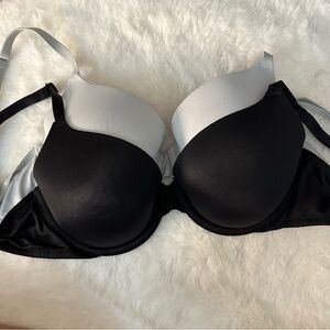 2 PINK Wear Everywhere Lightly Lined T-Shirt Bra - Black & White